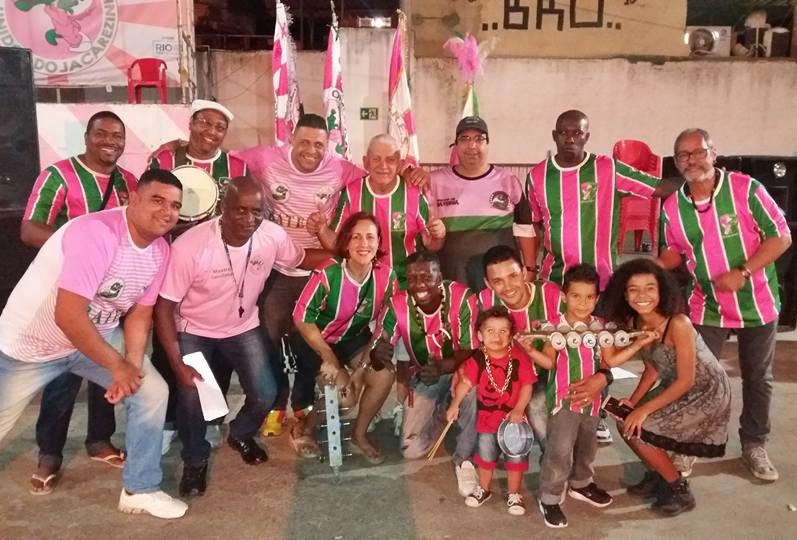 Jacarezinho faz final do concurso de samba-exaltação e recebe coirmãs