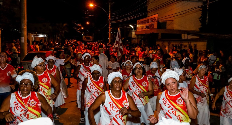 Renascer de Jacarepaguá vai ensaiar em dobro