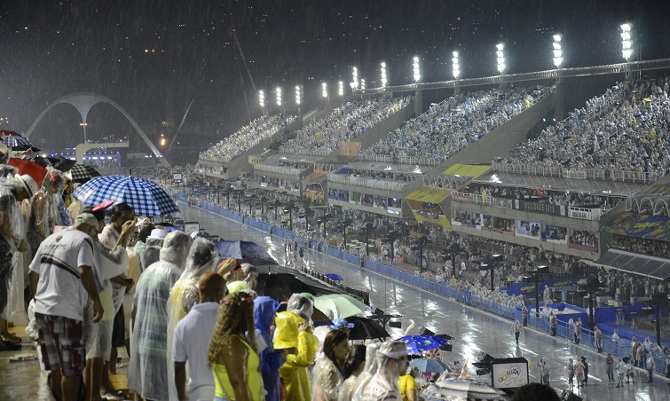 Previsão é de tempo bom no Grupo Especial do Rio e chuva na Série A e em São Paulo