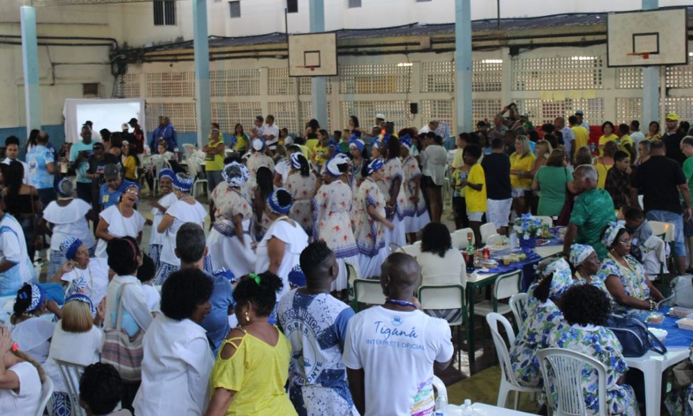 Carnavalzão da Baixada terá Beija-Flor, Inocentes de Belford Roxo e Unidos da Ponte