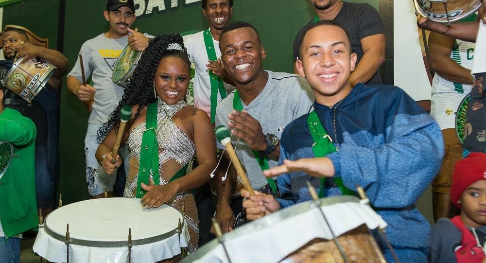 Três parcerias disputarão a final de samba-enredo da Acadêmicos do Cubango