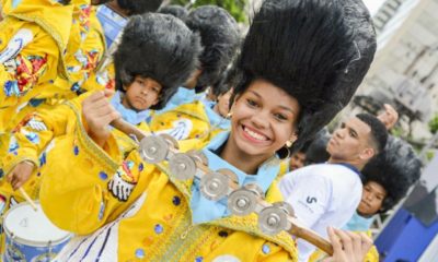 Escolas mirins lutam contra a falta de verba para manter acesa a chama do Carnaval