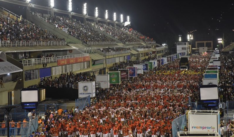 Final de semana foi de chuva e grandes ensaios técnicos na Sapucaí