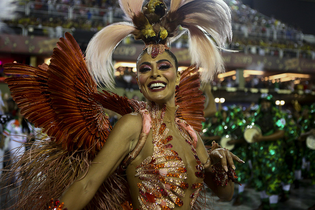 Juliana Paes deixa a Grande Rio