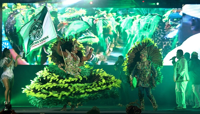 Pai! Perdoai, eles não sabem o que fazem é o enredo da Mancha Verde