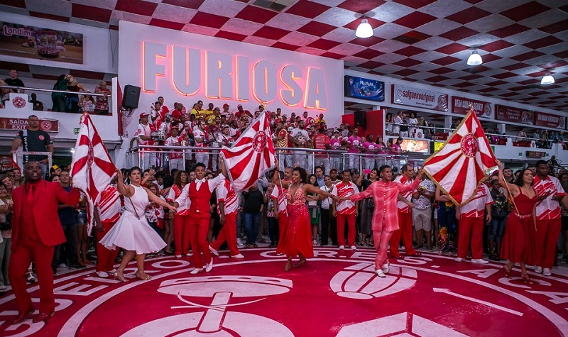 Salgueiro classifica oito sambas para a próxima eliminatória