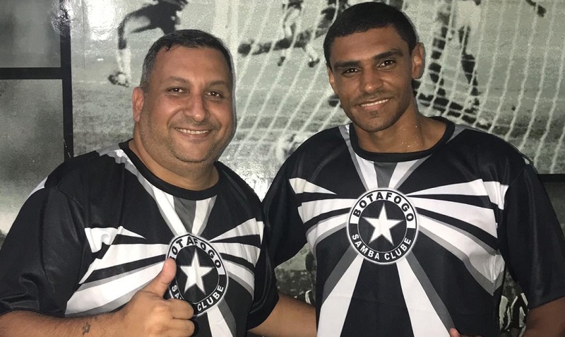 Mestre Marfim assume a bateria da Botafogo Samba Clube
