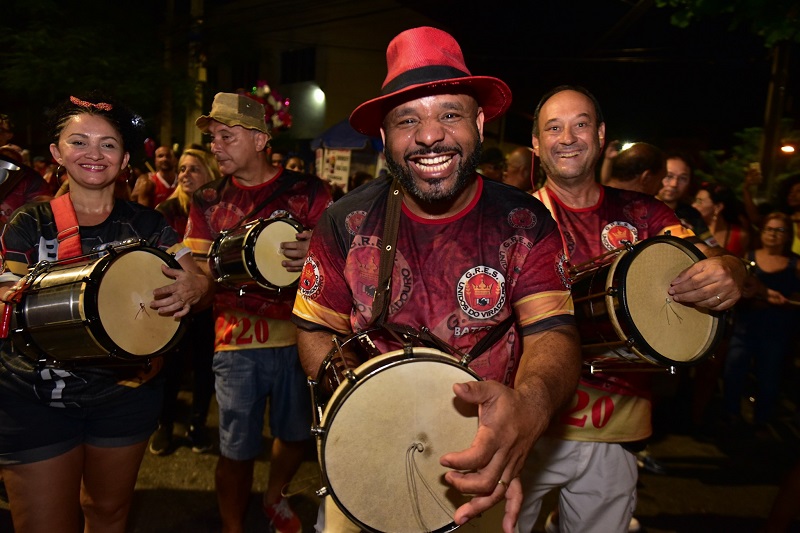 Viradouro e Cubango voltam à Amaral Peixoto neste domingo