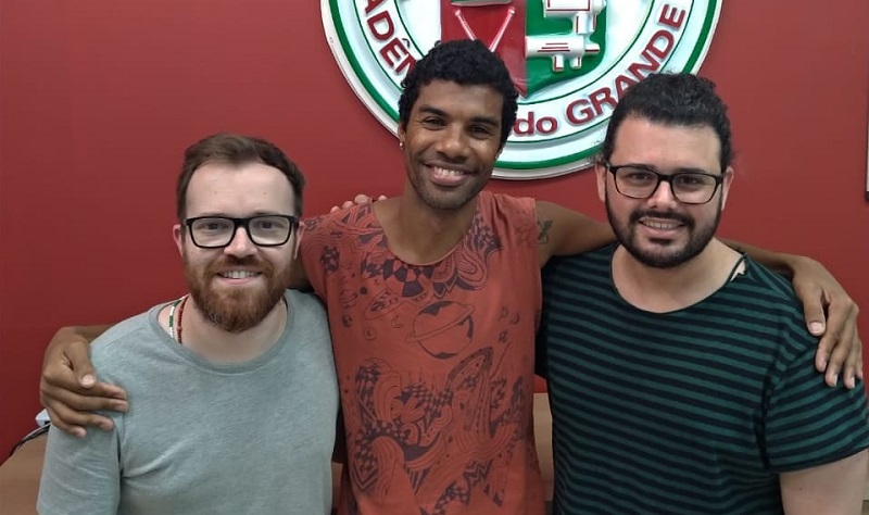 Ator que representou Joãozinho da Gomeia no teatro e no cinema desfilará na Grande Rio