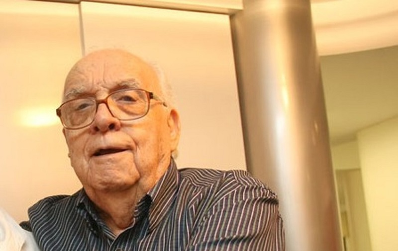 Ex-presidente da Portela e fundador da LIESA, Carlinhos Maracanã morre aos 93 anos