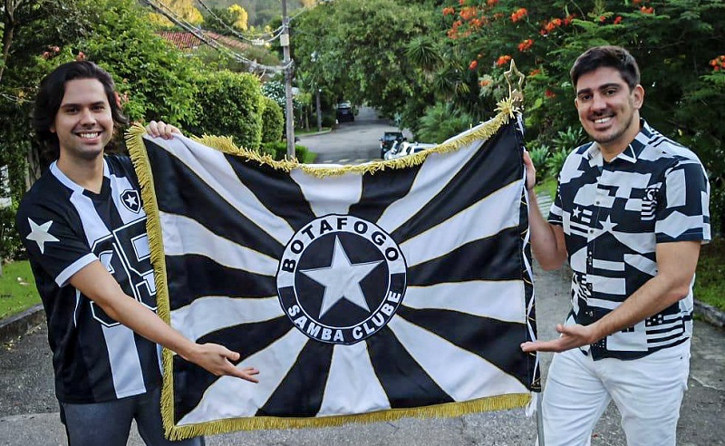 Marcelo Adnet e Ricardo Hessez são os carnavalescos da Botafogo Samba Clube
