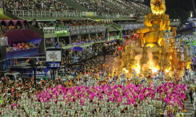 Decreto príbe desfiles de blocos e escolas de samba neste Carnaval