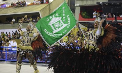 Cubango voltará a usar a tradicional bandeira toda verde