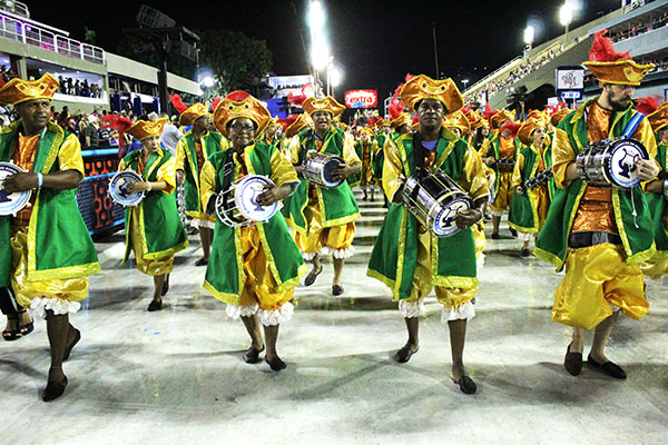 Bateria da Acadêmicos do Sossego volta a ensaiar