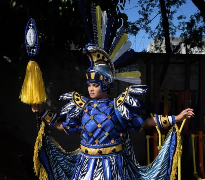 Inocentes de Belford Roxo revela mais uma fantasia