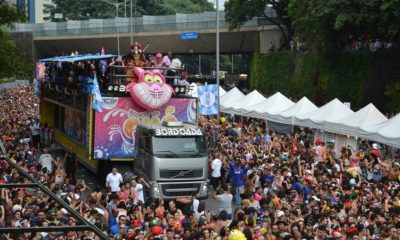 Prefeitura de São Paulo cancela Carnaval de Rua, mas mantém desfiles no Anhembi