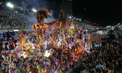 LIESA revela número de expectadores do Sambódromo no Carnaval 2022