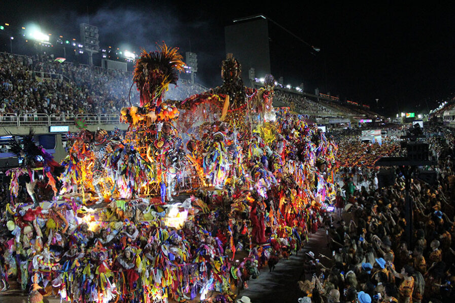 LIESA revela número de expectadores do Sambódromo no Carnaval 2022