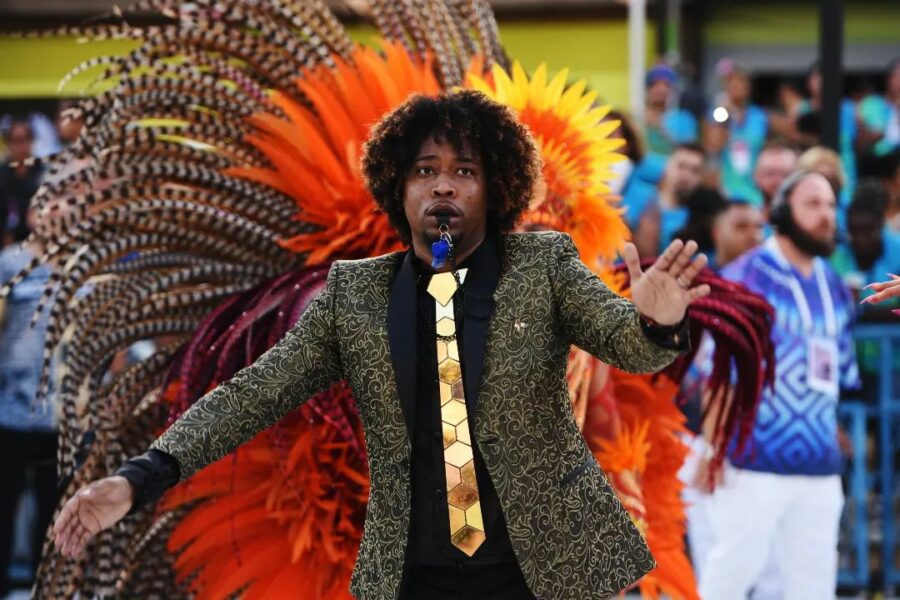 Unidos de Bangu fecha com Mestre Laion