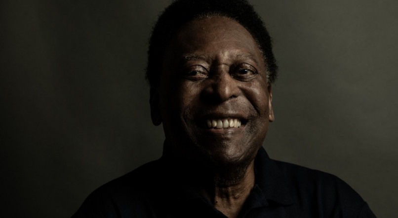 Falecido nesta quinta-feira, Pelé já foi homenageado no Carnaval