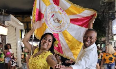 União do Parque Acari mantém casal de mestre-sala e porta-bandeira
