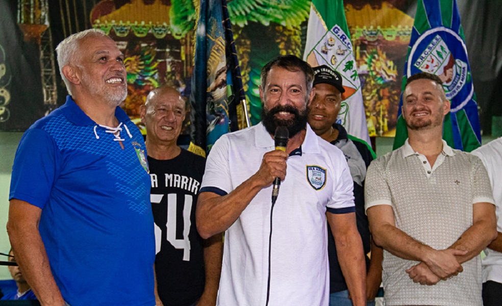 Vila Maria apresenta o carnavalesco Fábio Ricardo