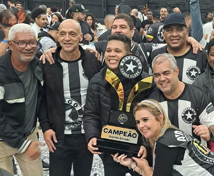 Botafogo Samba Clube escolhe hino oficial para estrear na Sapucaí