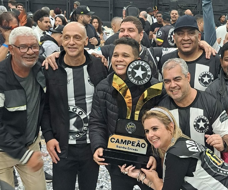 Botafogo Samba Clube escolhe hino oficial para estrear na Sapucaí